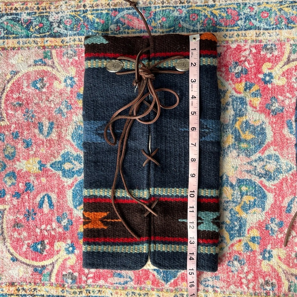 BOOT RUGS Wool Aztec Inspired Boot Rugs with Leather Straps - Picture 9 of 13